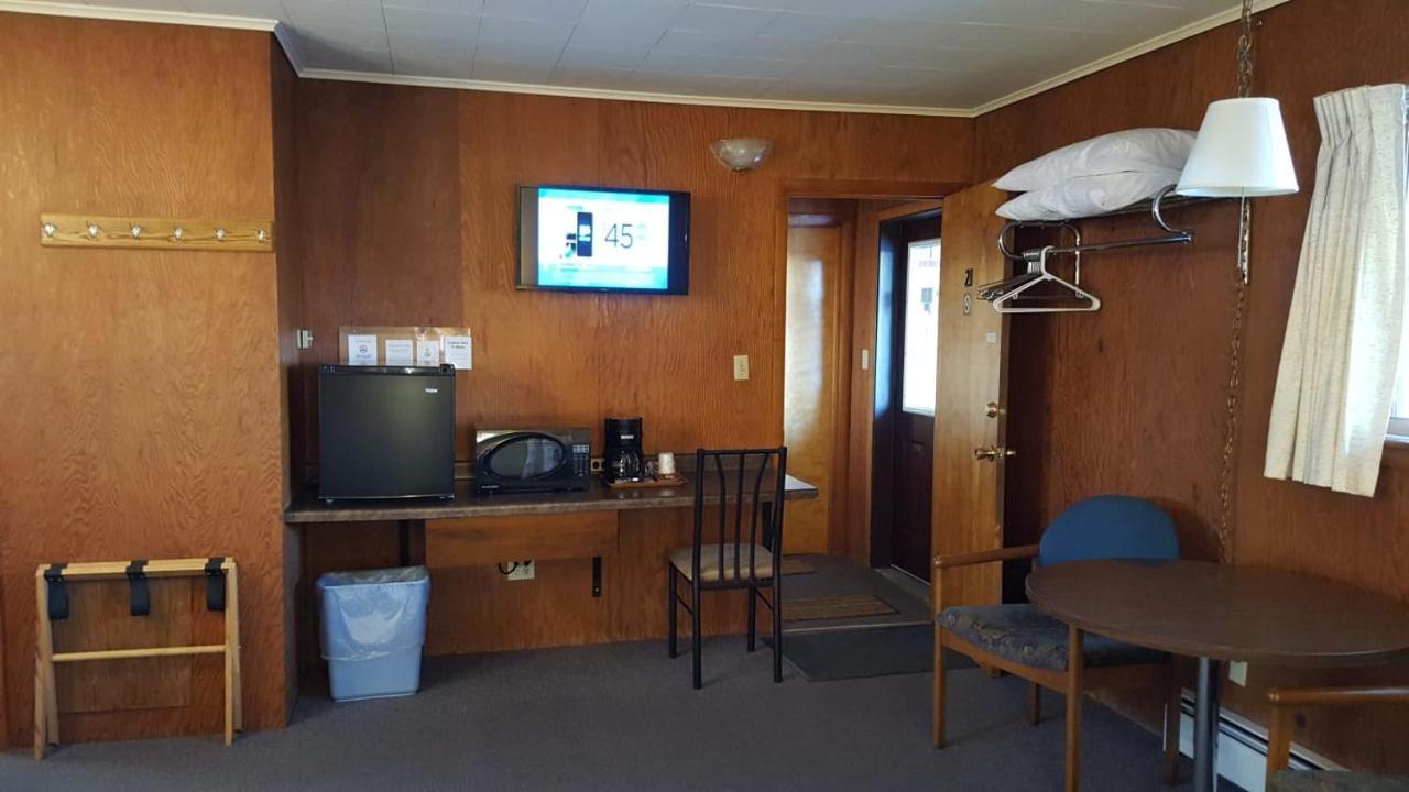 Indianhead Motel Ironwood Εξωτερικό φωτογραφία