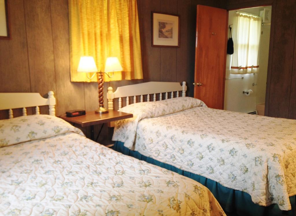 Indianhead Motel Ironwood Δωμάτιο φωτογραφία